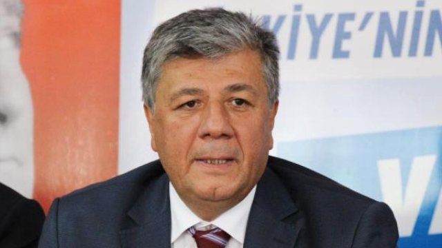 Balbay: Muhtarlar Ankara'ya Çağrılıp Nutuk Çekilecek Kişiler Değil