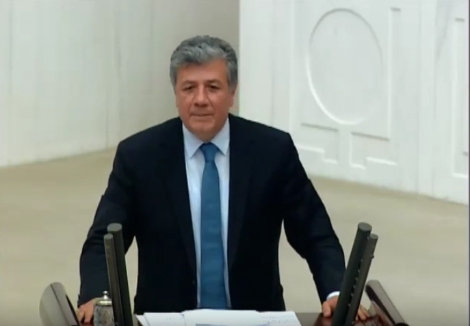 Başbakan Binali Yıldırım'ın İzmir konuşmasına TBMM kürsüsünden yanıtladı